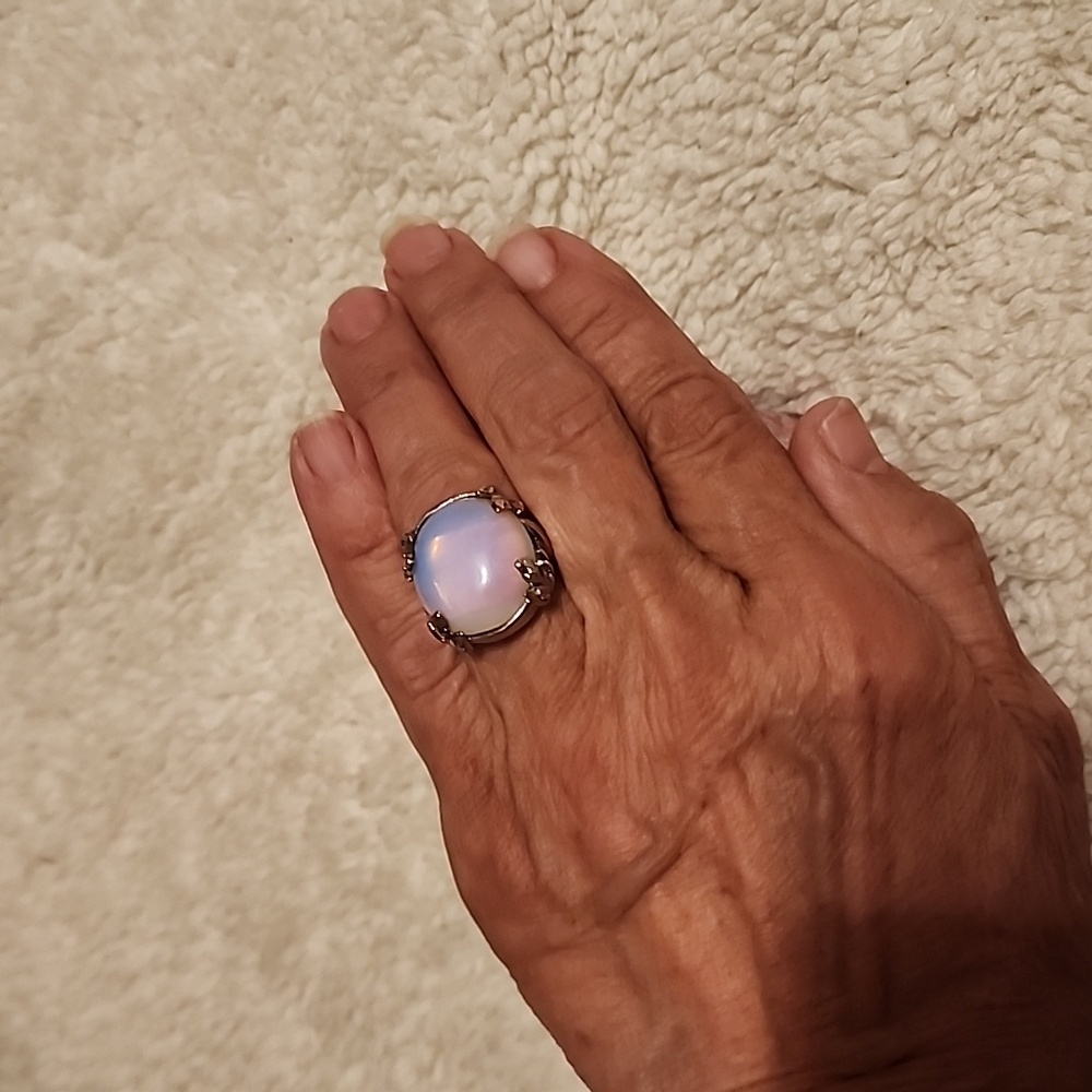 Vintage Art Deco Moonstone Ring   Gorgeous HOST PICK best in jewelry show!